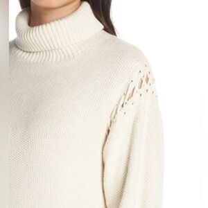 UGG Gisele Turtleneck Sweater Cream Heather Lattice Shoulder Pullover Knit Sz S